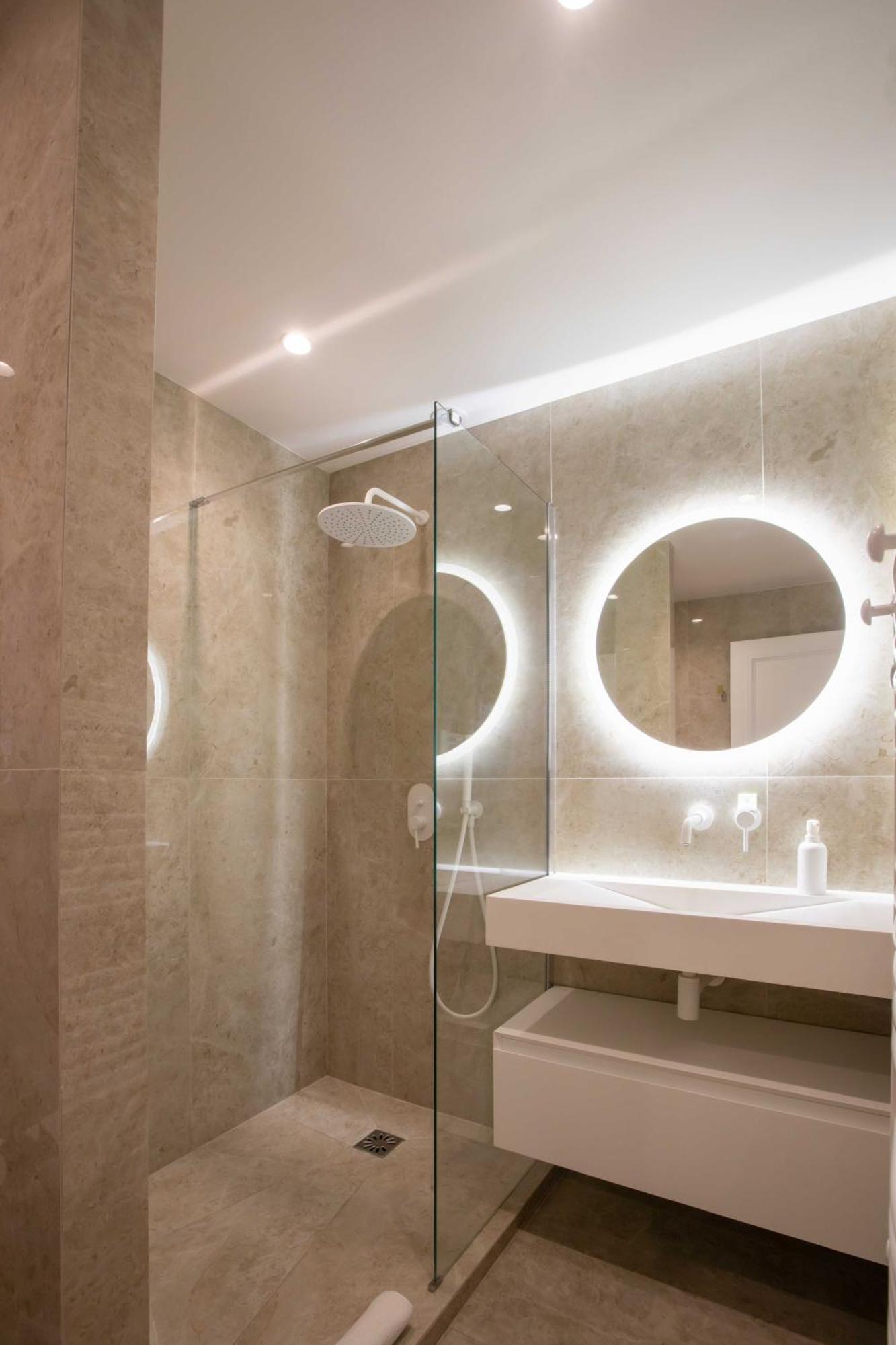 Nice 2 Bed Flat - Hyper Centre St Tropez Saint-Tropez Extérieur photo