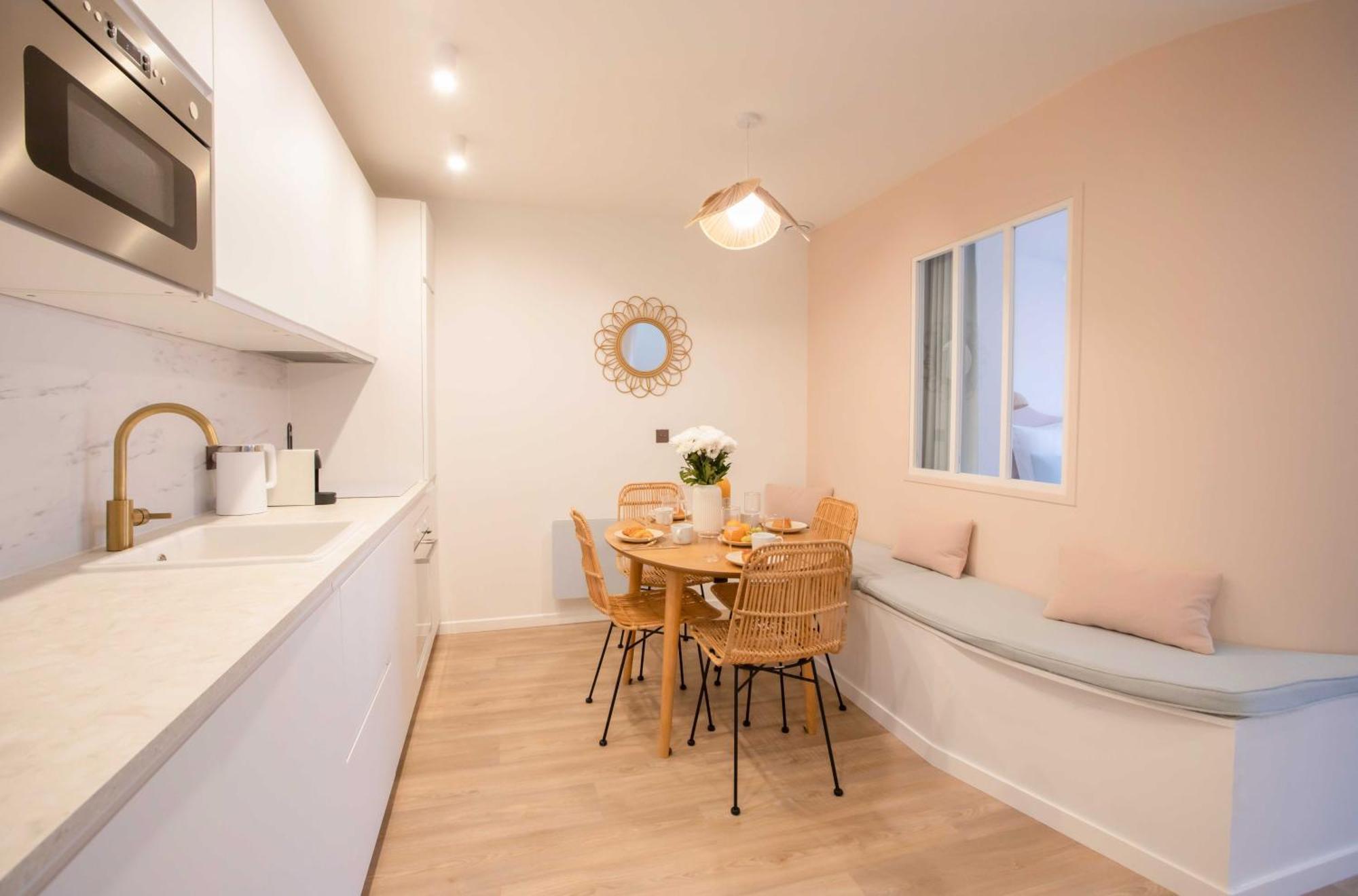 Nice 2 Bed Flat - Hyper Centre St Tropez Saint-Tropez Extérieur photo